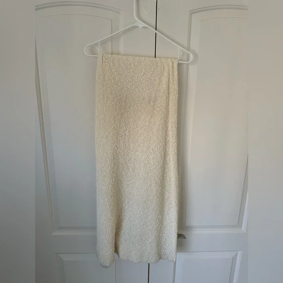 Meshki Cream Maxi Skirt & Knit Top Set - Picture 6 of 12